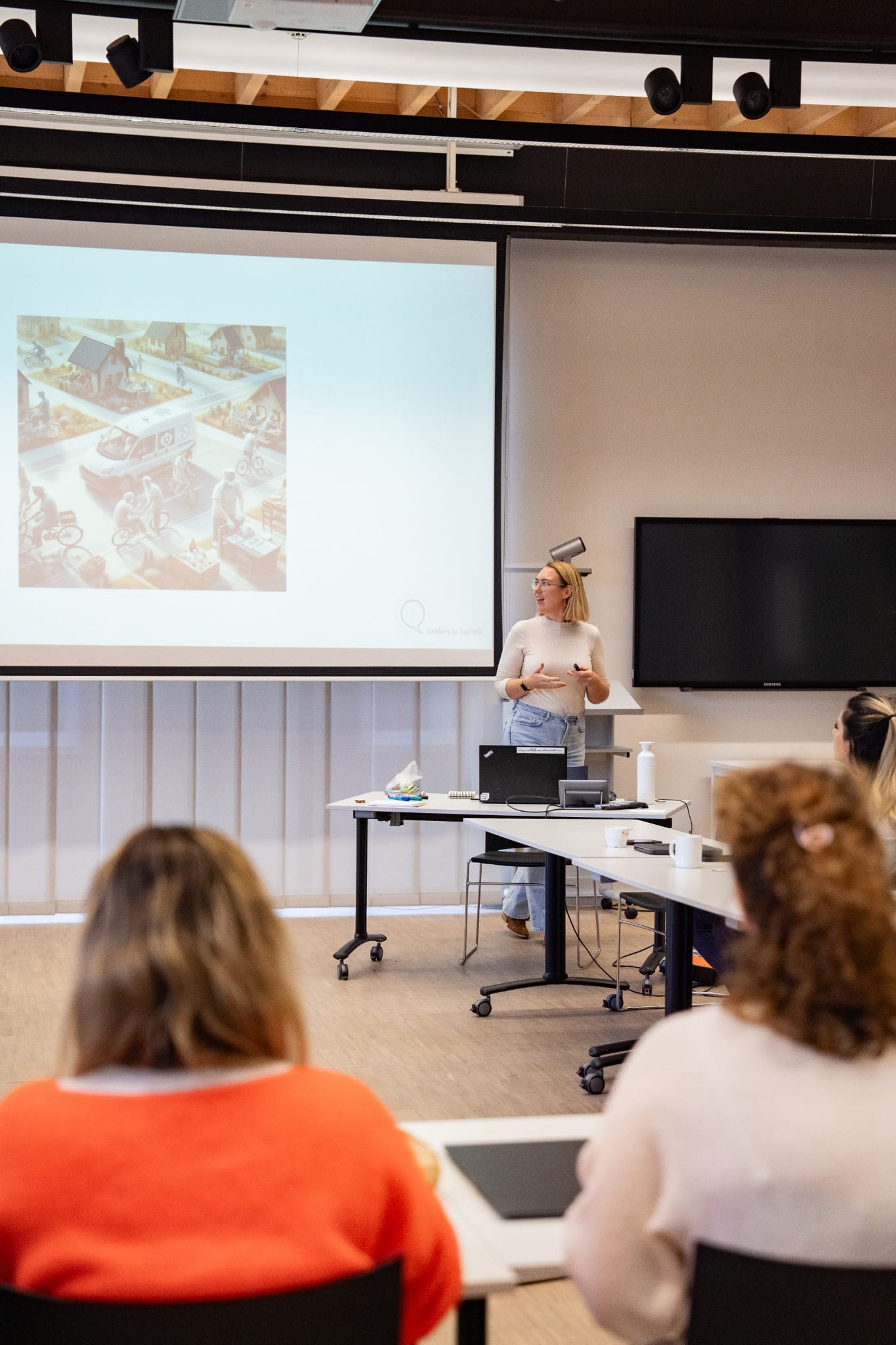 Paulien geeft workshop